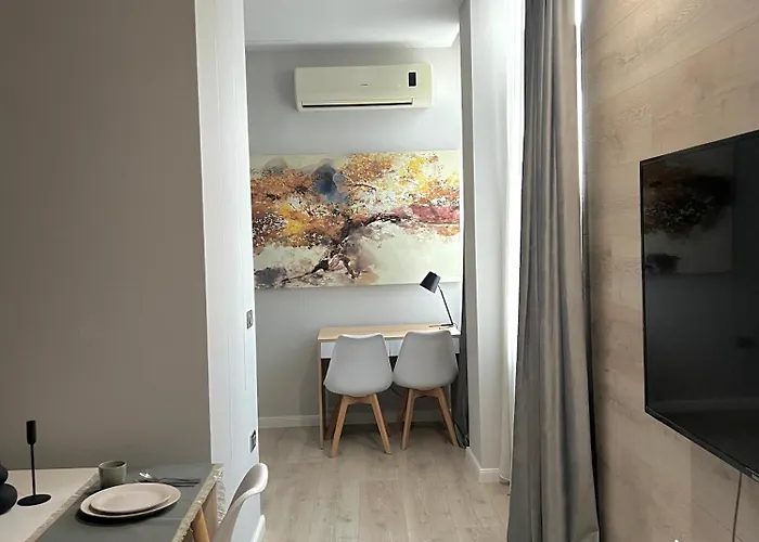 Milas House Apartament *